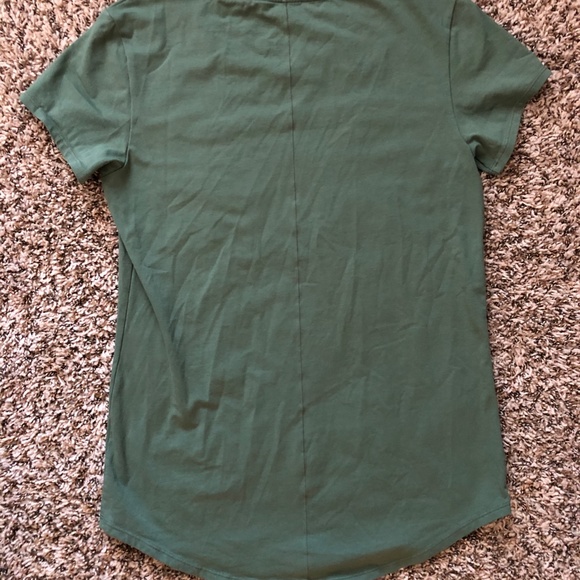 Alpha Forward Scoop Pocket Tee - Picture 8 of 8